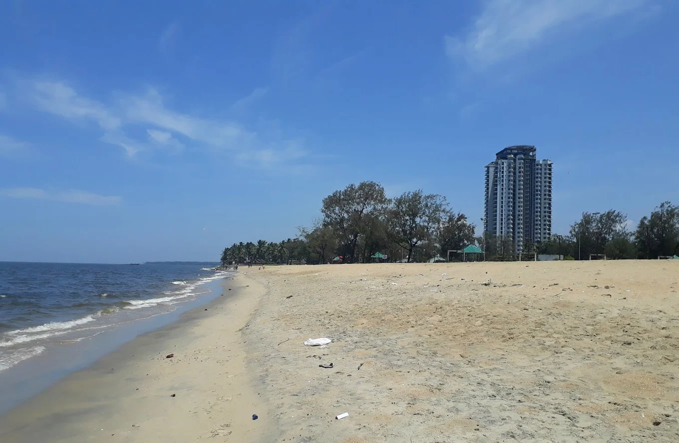 Varakkal Beach